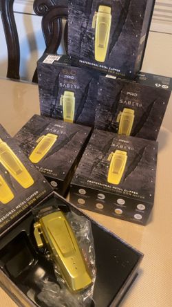 StyleCraft Saber 2.0 Cordless Modular Clipper w/ High-Torque Digital Brushless Motor - Gold (SC617M)