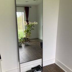 Lululemon Mirror