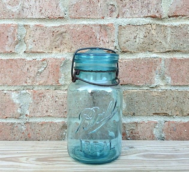 Vintage Ball Ideal Blue Quart Wire Side Jar/Lid