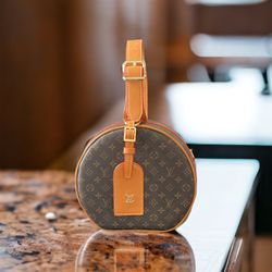 Top Handle Hat Box Purse