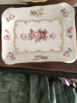 Collectible Porcelain Trinket Plate