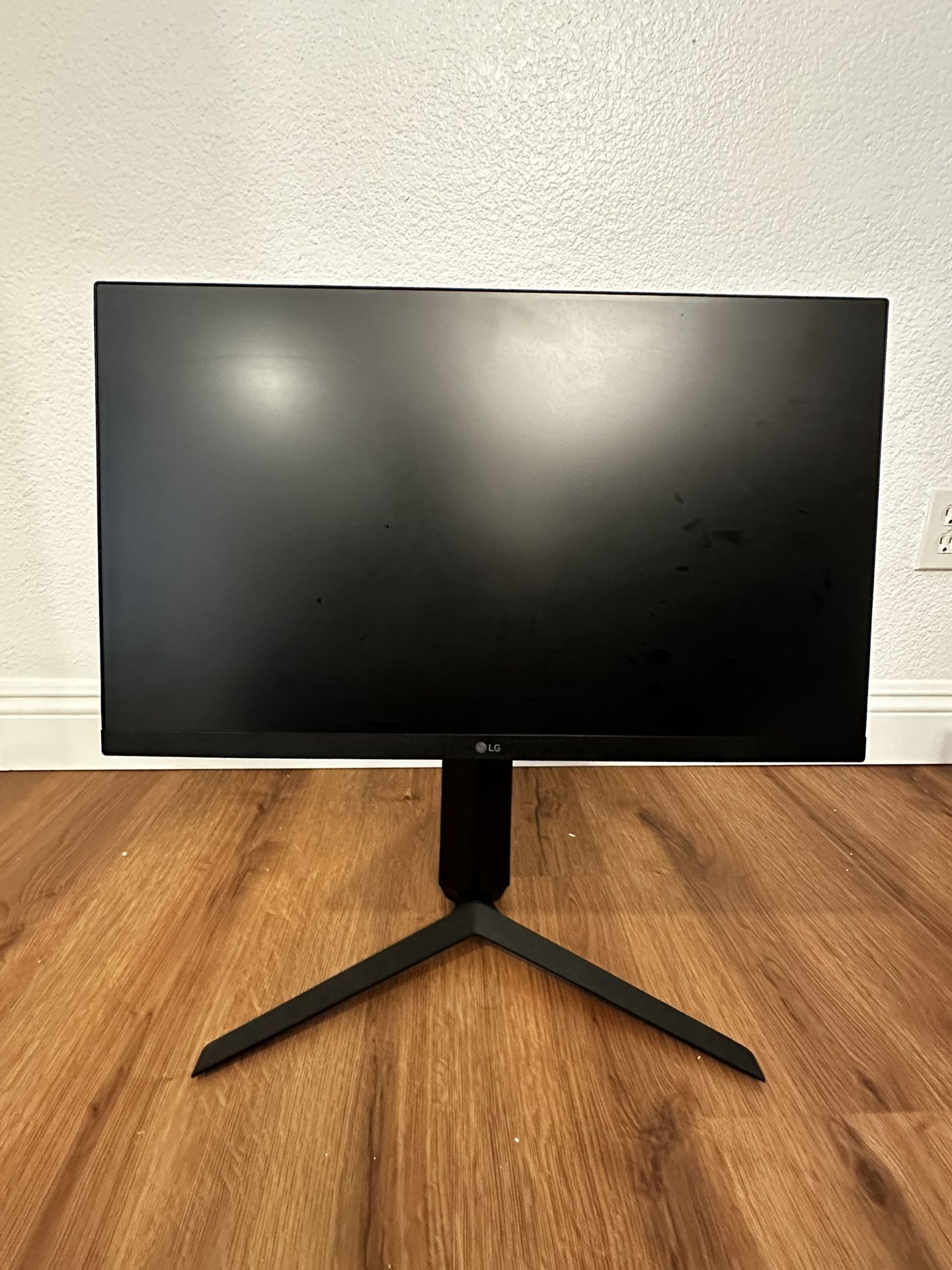 LG UltraGear 24” monitor