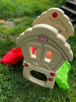 Outdoor toy lot