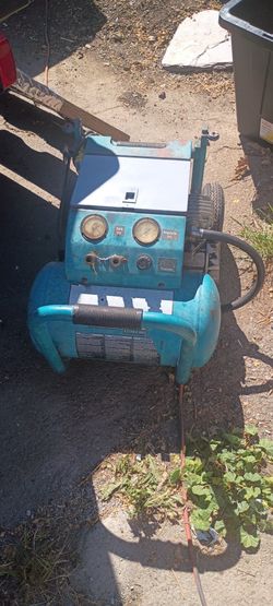 Makita air compressor