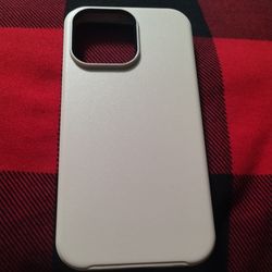Tan Otterbox Phone Case iPhone 14 Plus