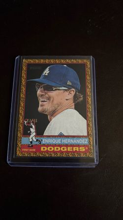 2025 Topps Heritage Enrique Hernandez SP 76 border numbered to 76