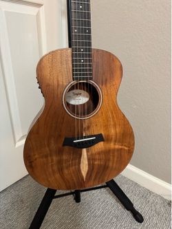 Taylor GS Mini-e Koa Acoustic/Electric Guitar