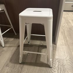 White Metal 24” Bar Stool (2)