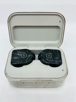 Master & Dynamic MW07 True Wireless Earbuds