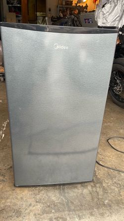 Mini fridge Midea