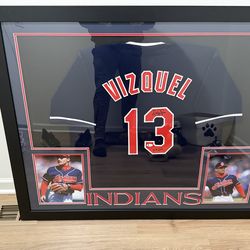 Omar Vizquel-11x Gold Glove signed