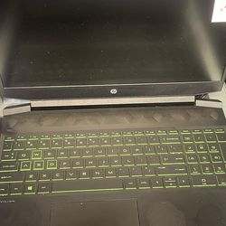 Hp gaming Laptop 15” Amd Ryzen 5 