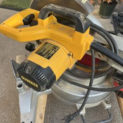 (2) Compound Miter Saw 10” (DW703)