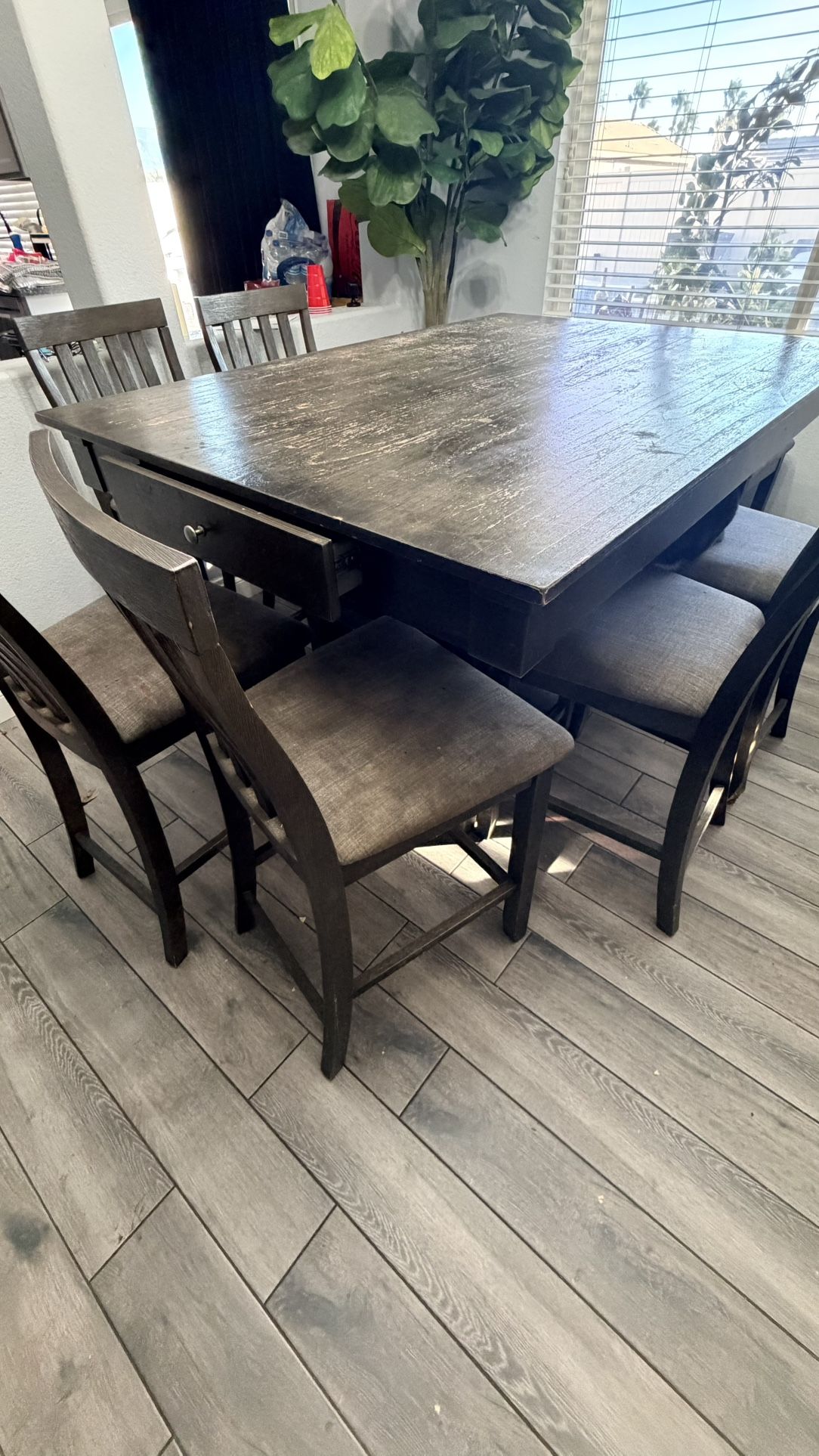 Bar height Dining table 8 People 