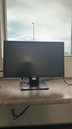 Dell Flat Screen Computer Monitor