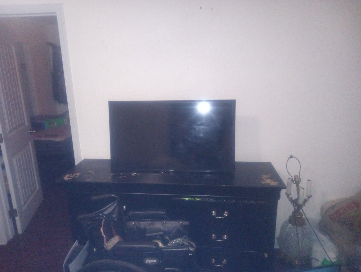 46 " Tv Works Perfect
