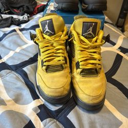 Jordan 4 Lightning Size 13 