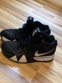 Kyrie 4