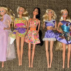 Barbie/ Doll Lot
