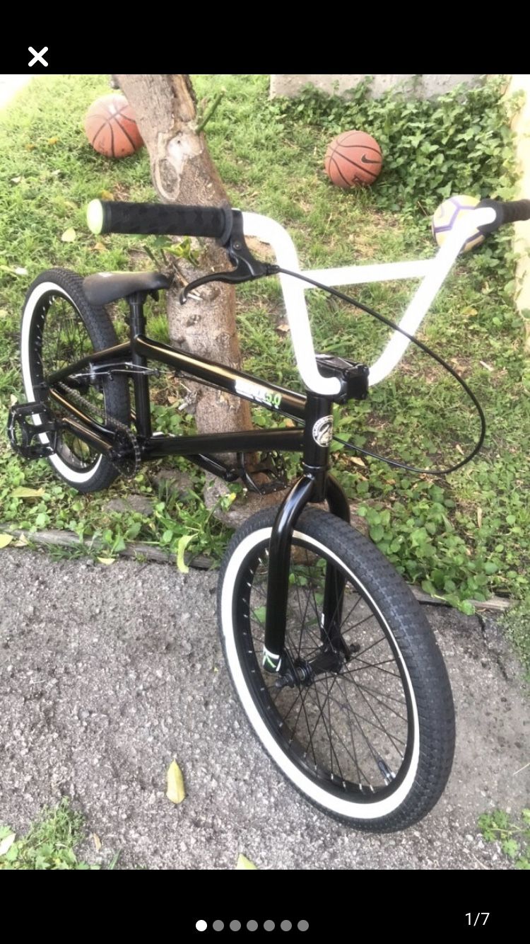 BMX 280 obo Or Trade for equal value or two bikes let me know