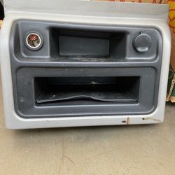 Chevy 03-06 center console components