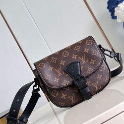 Classic and fashionable shoulder bag