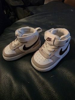 Nike Court Borough Mid 2