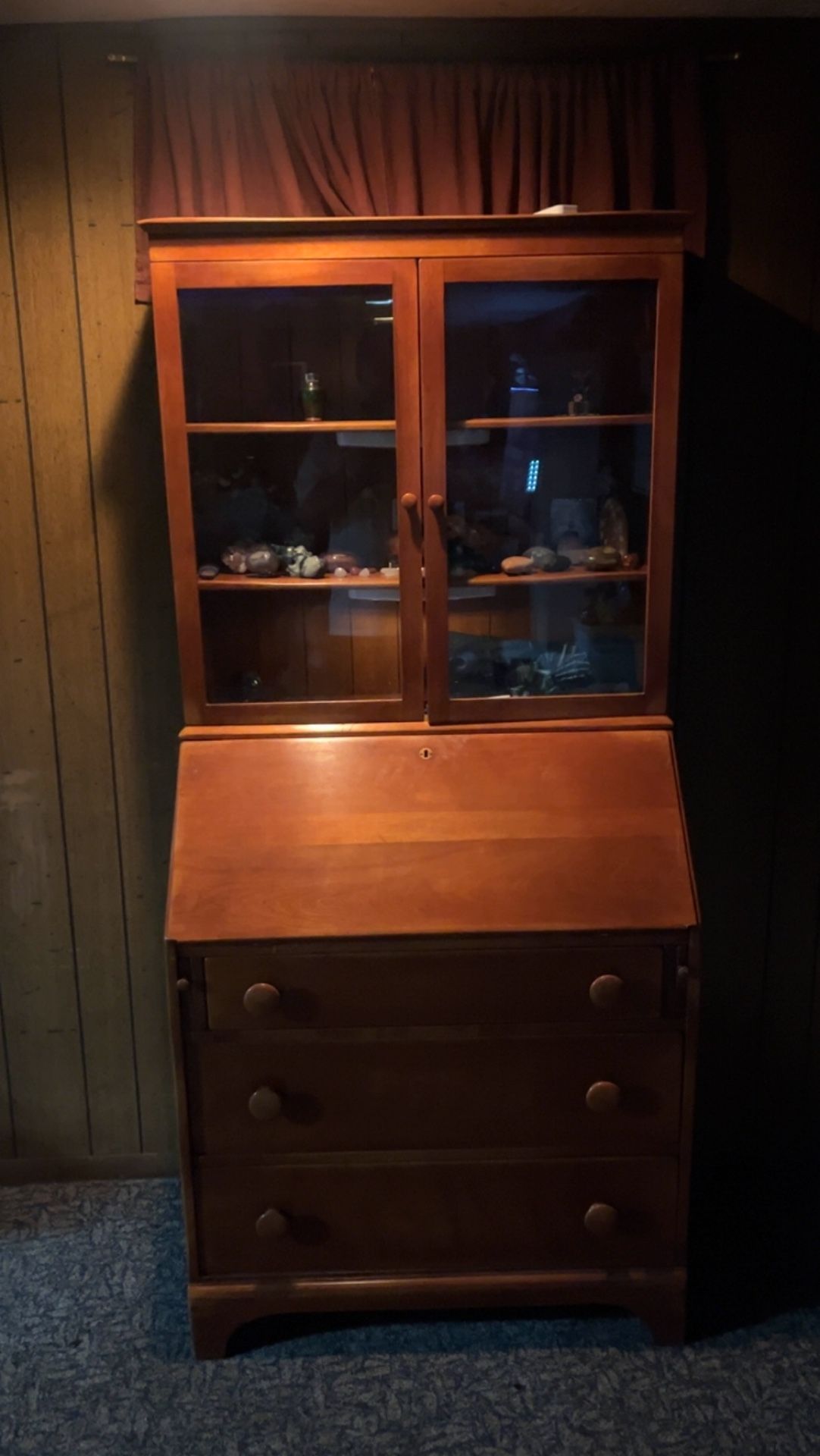 China Cabinet Depressed