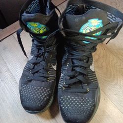 Men Kobe Bryant Shoes Size 10