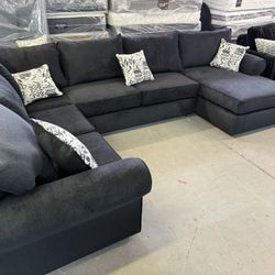 NEW U SHAPED SECTIONALS 