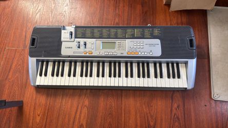 : Casio LK-110 Key Lighting Keyboard - Great for Beginners