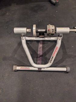 Blackburn trakstand defender deals