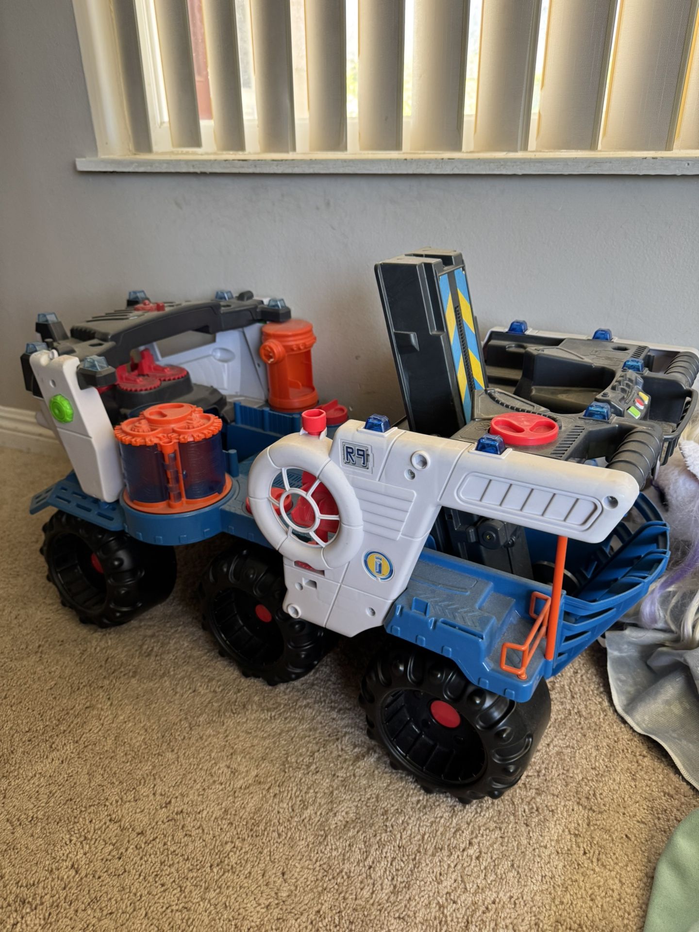 Big Toy Car