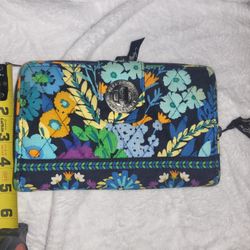 Vera Bradley Large Wallet / Clutch
