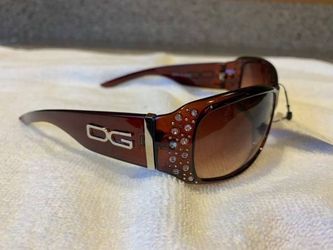 Brand New Women's Rhinestone Sunglasses in Brown