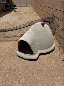Large Dog igloo