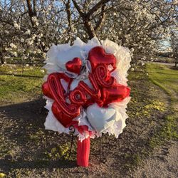 Valentine’s Balloon Bouquets 