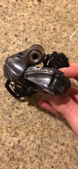 Shimano Ultegra Di2 6870 Rear Derailleur