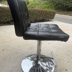 Adjustable Black Barstool Chair