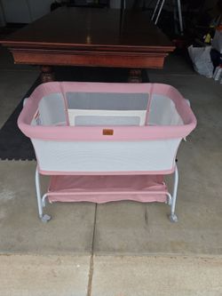 Baby bassinet - Pink