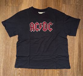 AC/DC Back in Black World Tour 1980/81 Graphic T-Shirt Boxy Fit Size Medium