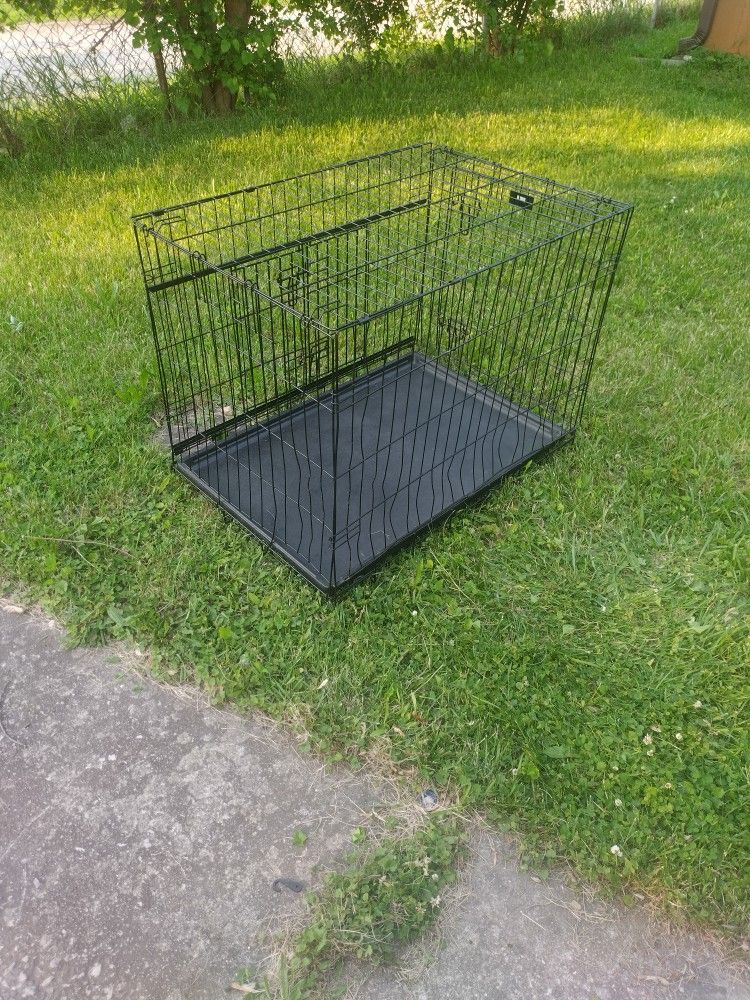 Used Dog Cage Kennel Doghouse Black Folding With Drip Trey