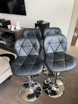 4 Black Quilted Bar Stools ONLY 1 YEAR OLD