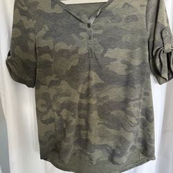 Camo Print Shirt, Short Sleeve, Size Large 