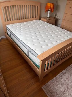 Bedroom set