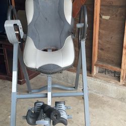 Innova  inversion table