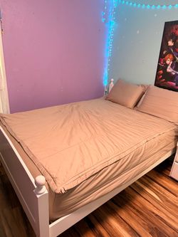 Full bed frame