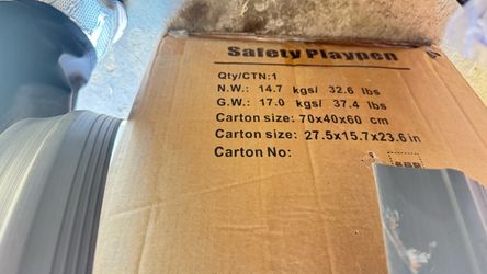 Baby playpen