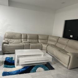 Sofá y Centro De Mesa 