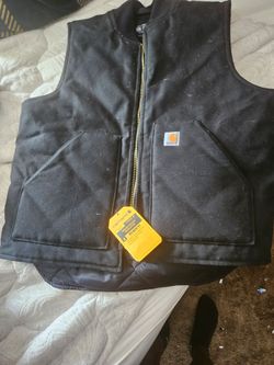 Carhartt vest never worn